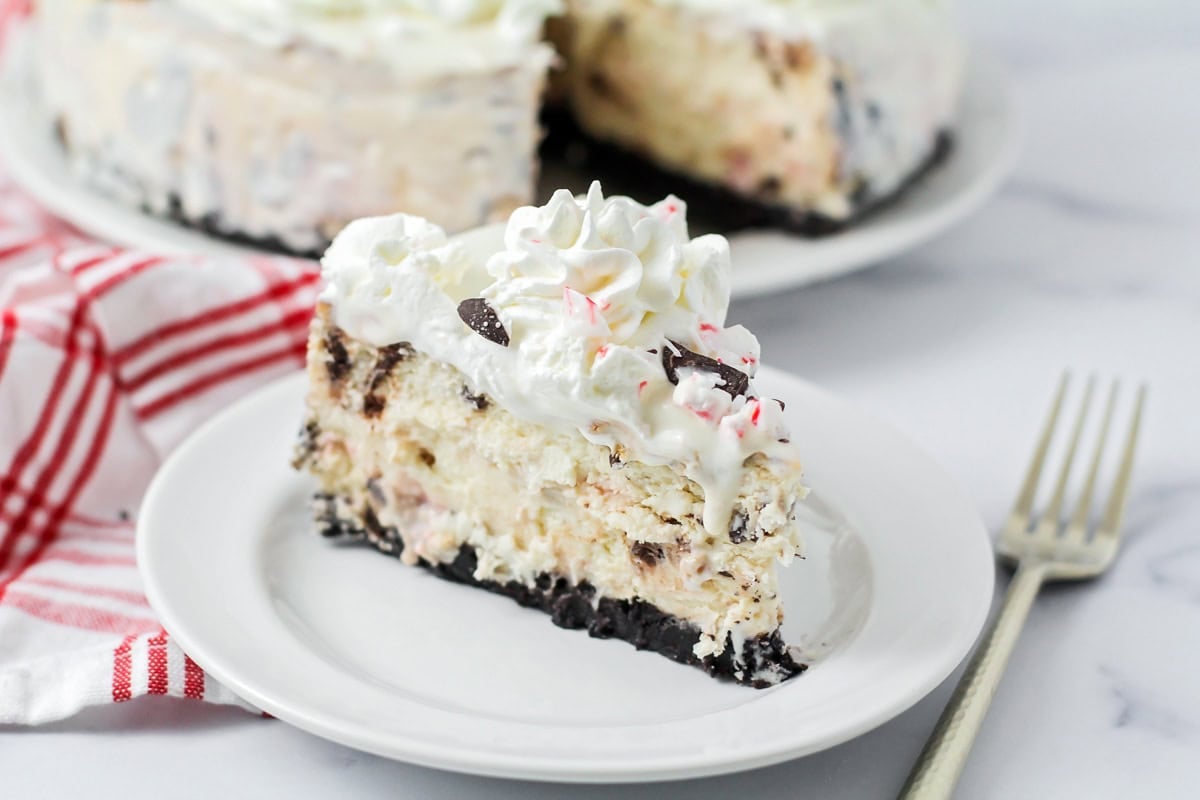 Peppermint Bark Cheesecake: The Ultimate Festive & Creamy Showstopper